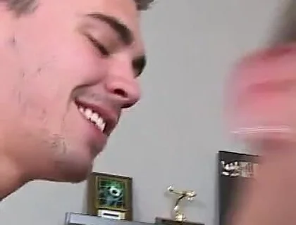 Asher Hawk Fucks Tyson Pierce