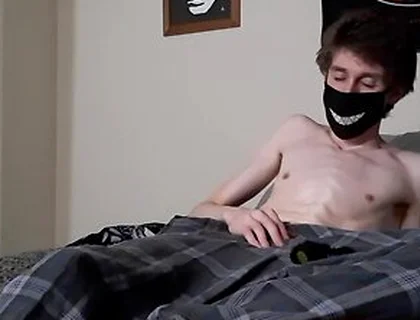 Twink Moisturizer -foot Fetish- (teaser)