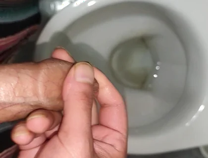 Beautiful Twink Jerks off in a Toilet