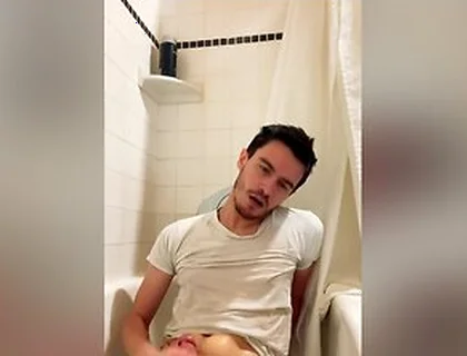Eddie De Luca Piss And Cum
