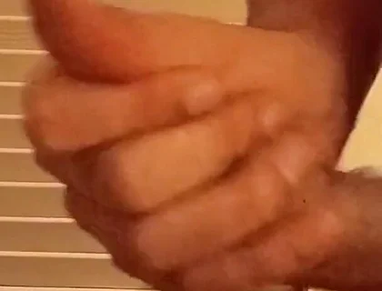 Quickie Precum Masturbate