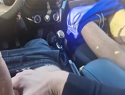I Secretly Jerked Off A Big Cock To A Student 18+ During A Break Near School. Do You Want To Suck Our Cocks?