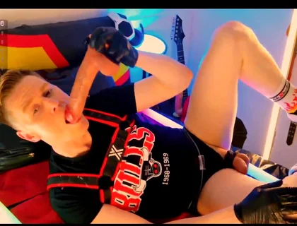 Dildo Deep