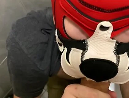 Young Guy Sucks Deepthroat Big Cock In Public Toilet
