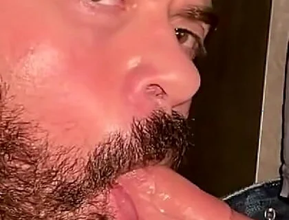 Cum 4 Glory Hole Part 6