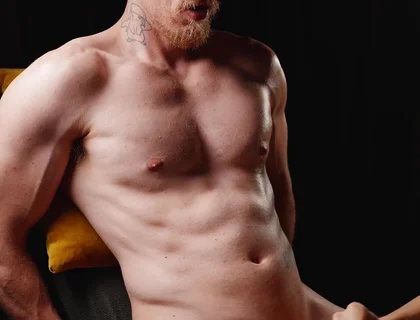 Muscular Aussie Straight Got Edged with Sounding