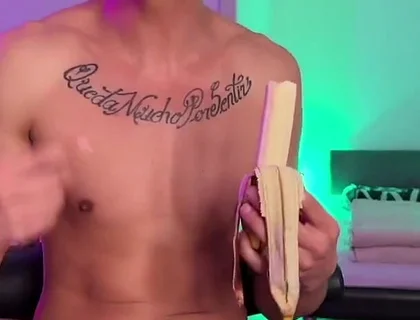 Leo Latte Almost 2-hour Livestream - Teasing, Stripping & Underwear Show