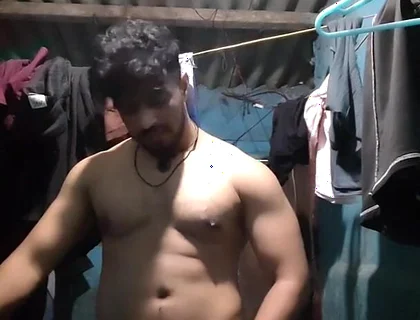 Desi Hunk Solo Mastrubution