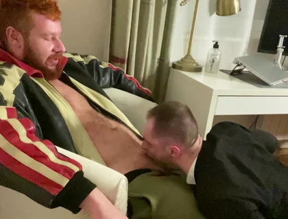 Part 1. Menatplay. Office Workers Kinkysirius in Suit Was Fucked Hard by Leather Bear