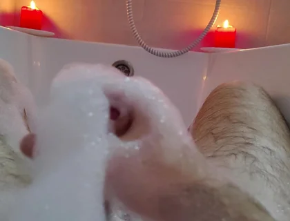 Covered in Foam - My Intense Bathroom Solo Finish