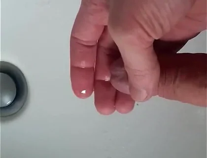 Pee in Bathroom Sink - 04.04.2024