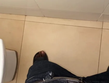 Thug Jamaican BBC Jerks off