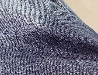 Bluejeans Pee Desperation in the Tub 2 Angles Close up