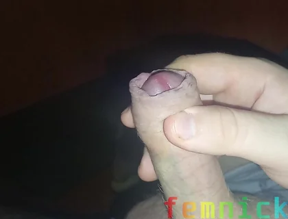 Fat Dude Jerks off His Veiny Cock and Cums