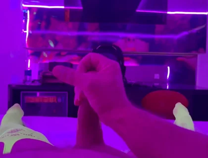 Jerking and Shooting a Nice Load