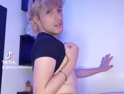 Tiktok Naked Challenge