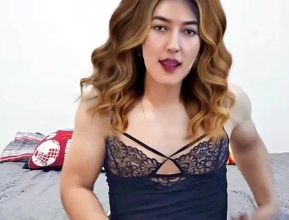 Who Gives Me Sexy Clothes