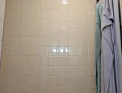 Pee Next to Alex She/her and Shower