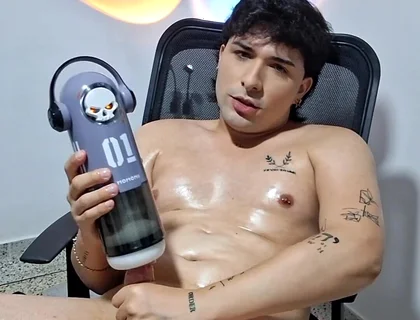 New Toy - the Guys From Beyourlover Sent Me a Mechanical Masturbator to Play with My Cock and Make Me Cum