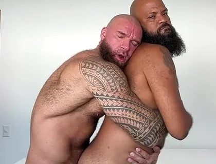 Two Hot Muscle Bears / Gay Bear Couple
