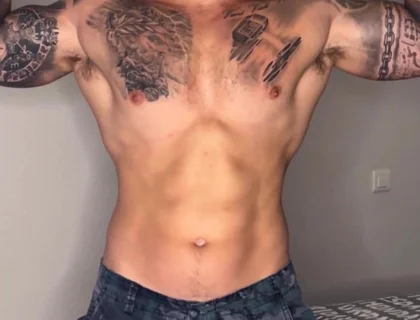My Big Cock Cums in Military Outfit with No Touch