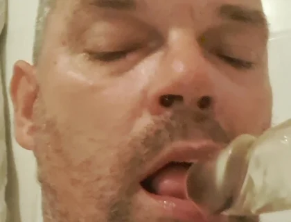 Sucking Performance of a Slut