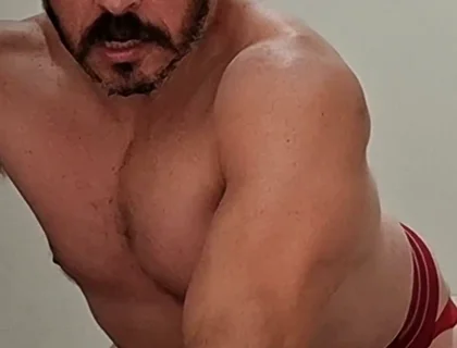 Arm Strength Challenge - Gouine Wrestling Vs Punchbag