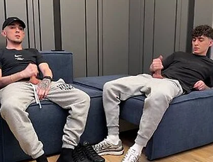 Guys Jerking Off Together