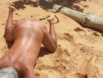 Ladysilva on the Beach Naked on All Fours Showing off Her Big Sexy Tanned Ass