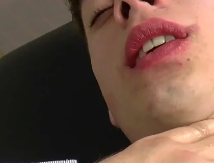 Oil Massage and Handjob on Tommy Poulain's Thick Cock
