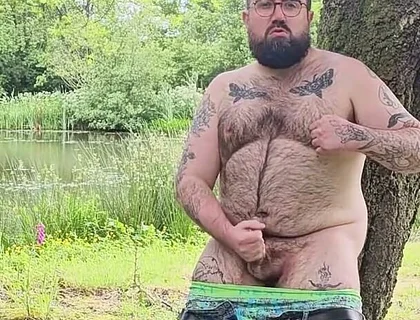 Does a Bear Cum in the Woods?