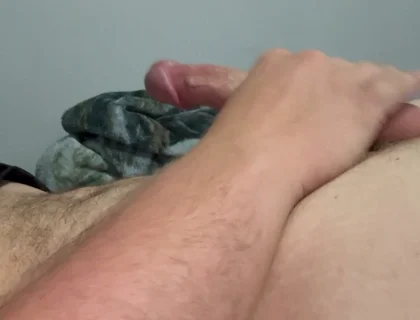 Stepdaddy Casper Beats His Cock Till It Blows