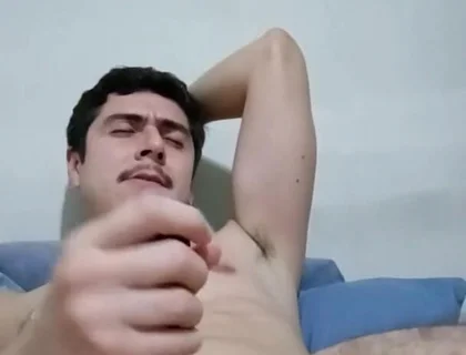 Horny Guy Jerking off Big Dick, Wait for Precum Spill Ending