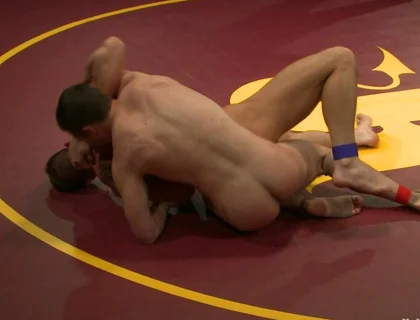 Bryan Cole the Constrictor Vs. Hayden the Swank Richards