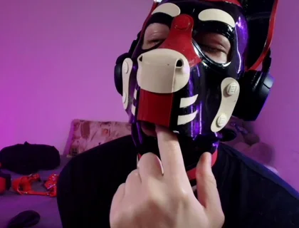 Goodboy Seduces Raw College Passion
