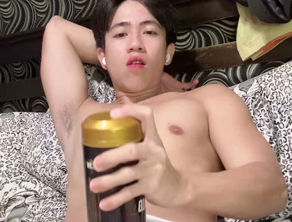 Jacking off When I Saw My Neighbor Naked