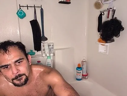Bodybuilder Strokes Thick Cock After Workout in the Shower