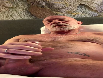 Hotel Bate and Cum