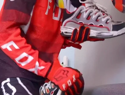 I Put on Mxgear and Fuck My Osiris Sneakers