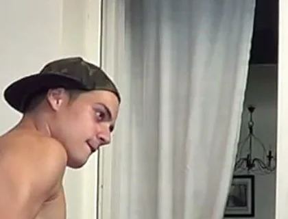Enjoy This Amazing French Porn Amator Bareback with Dudes so Sexy