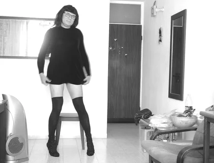 Crossdresser Short Dress Show