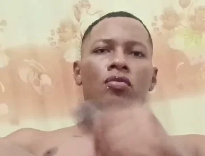 Bigdick Masturbation with saliva Amateur