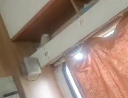 All Naked in Small Room