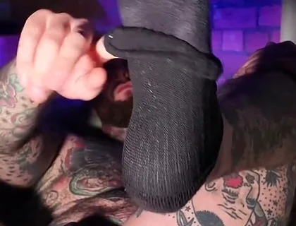 Tattooed Dom Foot Worship Solo Countdown
