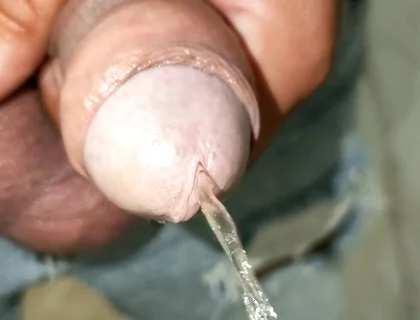 Slow Motion Long Piss