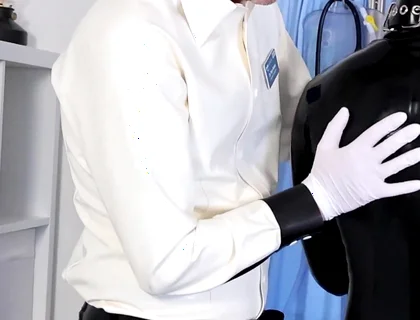 Testing the Gimp in the Rubber Clinic Pt 1