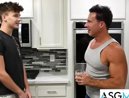 Dex Devall, Reese Rideout And Benny Fox - Muscle Hunk Stepdads Compilation