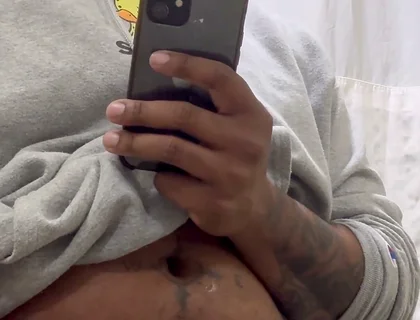 Sneak Sexting