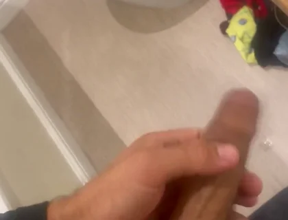 Anyone Wanna Cum Get Me Hard