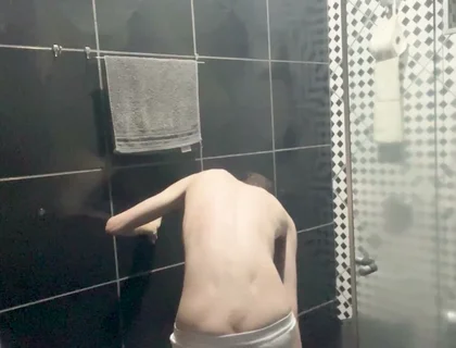 Kedoimath - a Twink Just Showing Your Body Before Shower
